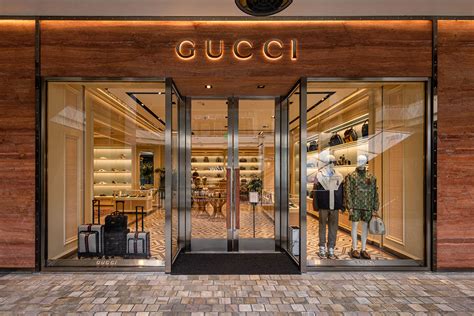 gucci ala moana|GUCCI .